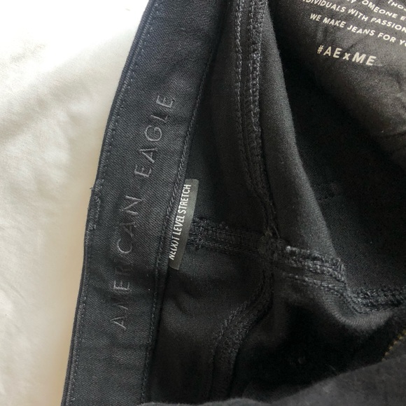 Black American Eagle distressed jeans - Picture 5 of 6